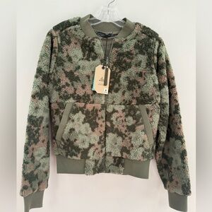 NWT- Prana Polar Escape Bomber Jacket - Women’s - Size Small- Kale Wildflower